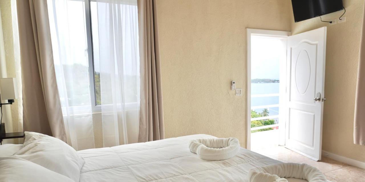 Gravel Bay Ocean View Hotel And Restaurant מראה חיצוני תמונה